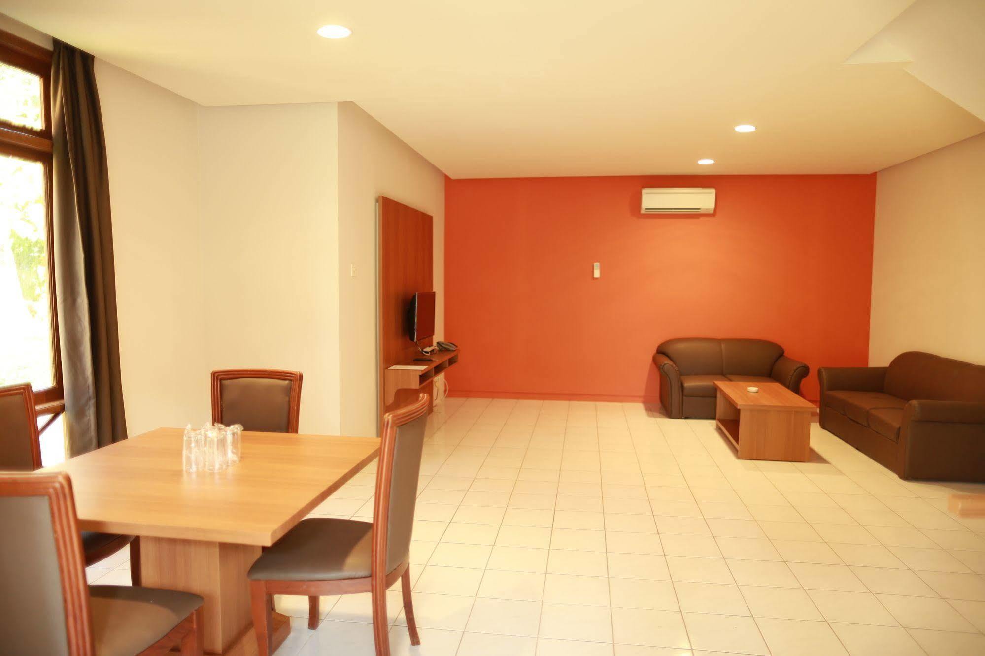 Sanghyang Indah Spa Resort Аниър Екстериор снимка