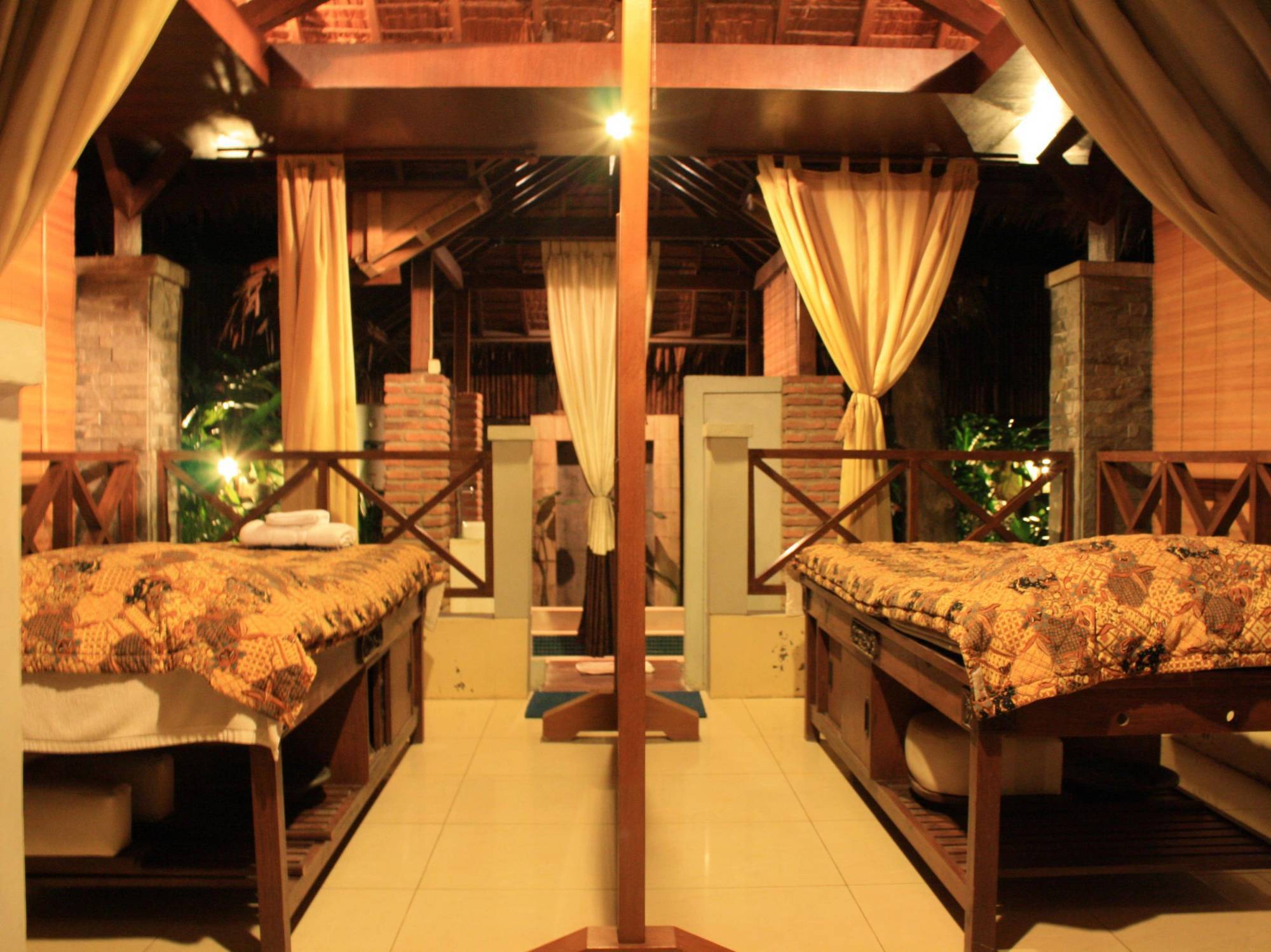 Sanghyang Indah Spa Resort Аниър Екстериор снимка