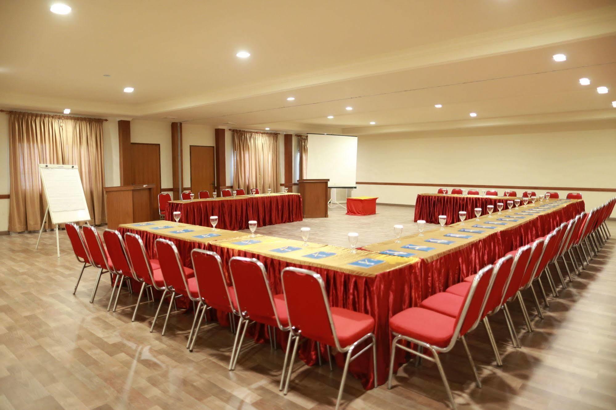 Sanghyang Indah Spa Resort Аниър Екстериор снимка