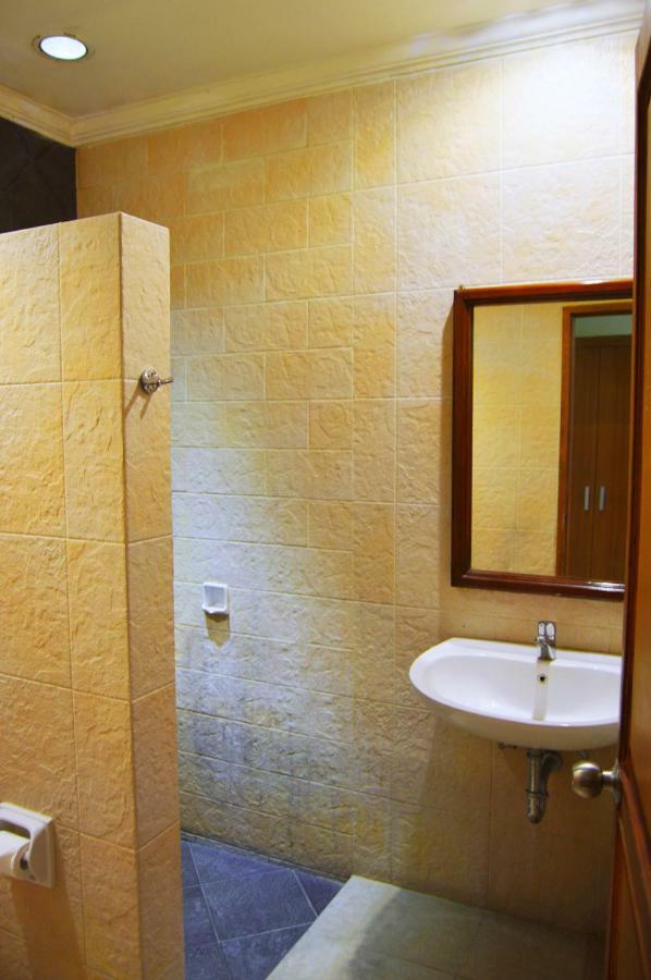 Sanghyang Indah Spa Resort Аниър Екстериор снимка